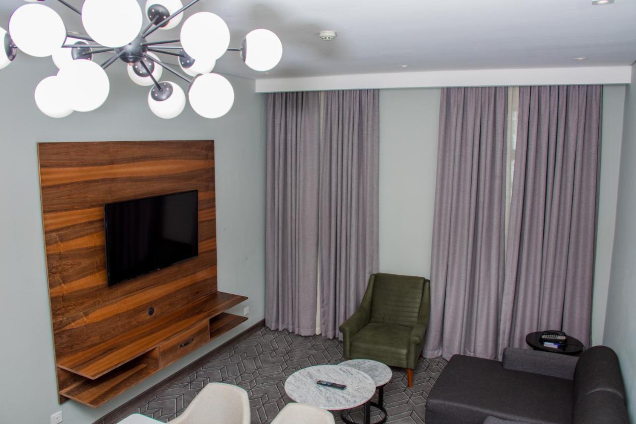 Radisson Lagos Ikeja Bagian luar foto